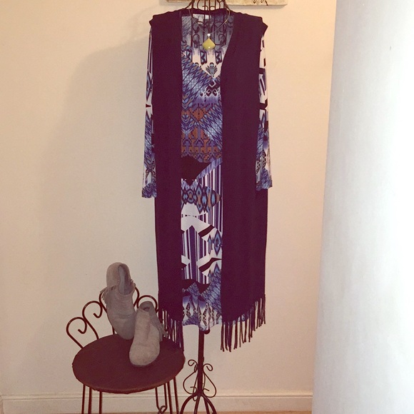 $⬇️ Sheath Dress/Tunic in Southwestern Pattern - Picture 3 of 7